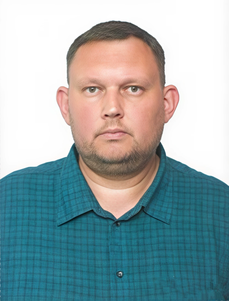 Ерахтин Евгений Сергеевич.